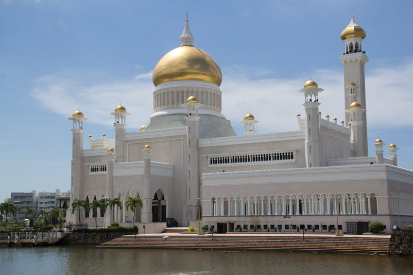 Brunei-BSB_Mosque-2