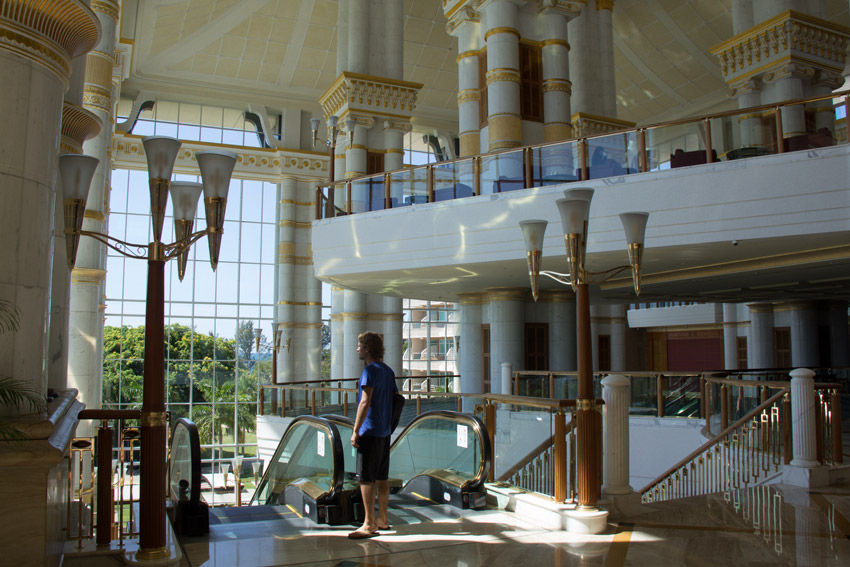 Brunei_The-Empire-Hotel-2