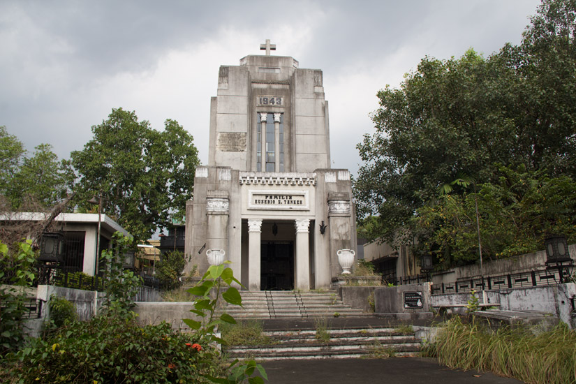 Luzon_Manila_Cemetery-2