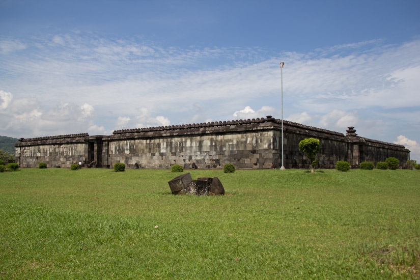 4_Temple_Candi_Ratu-Boko-3