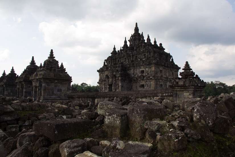 7_Temple_Candi_Plaosan-2