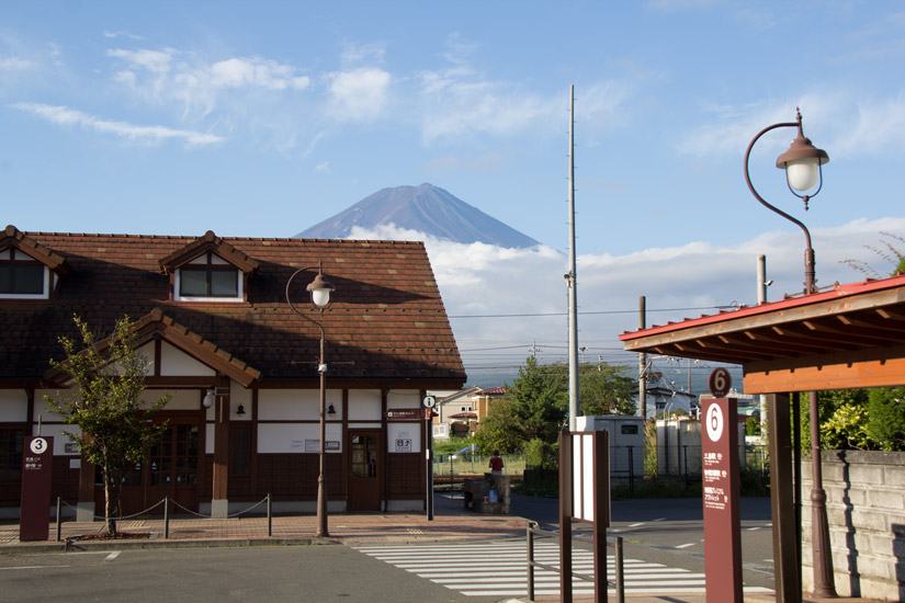 9_Fujikawaguchiko_Mount-Fuji-2