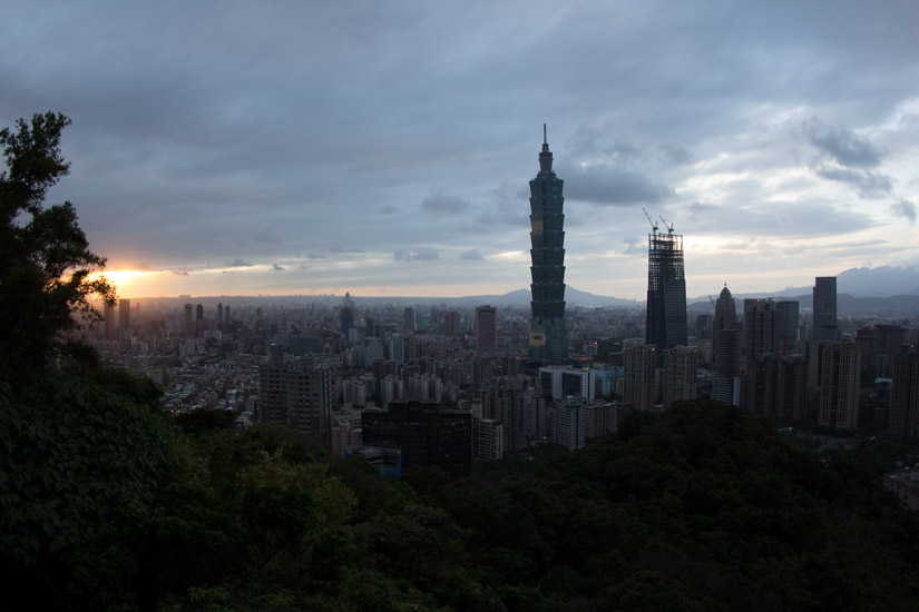 1_seoul_101-tower-sunset