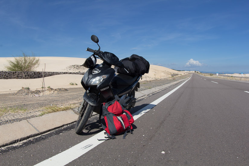 2_vietnam_mui-ne_white-sand-dunes