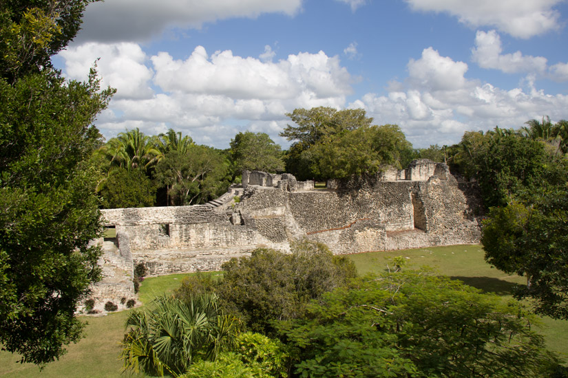 6_kohunlich-temple-ruins-2